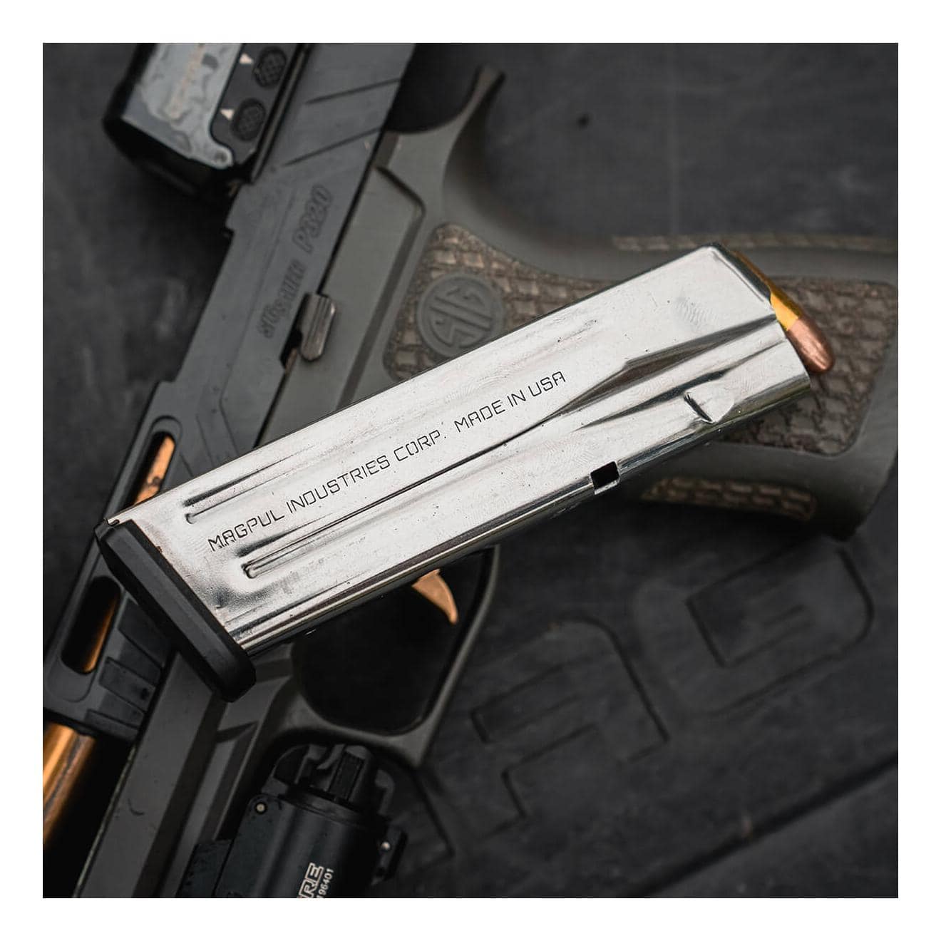 Magpul AMAG 17 SG9 - 4 Magpul AMAG 17 SG9 - P320