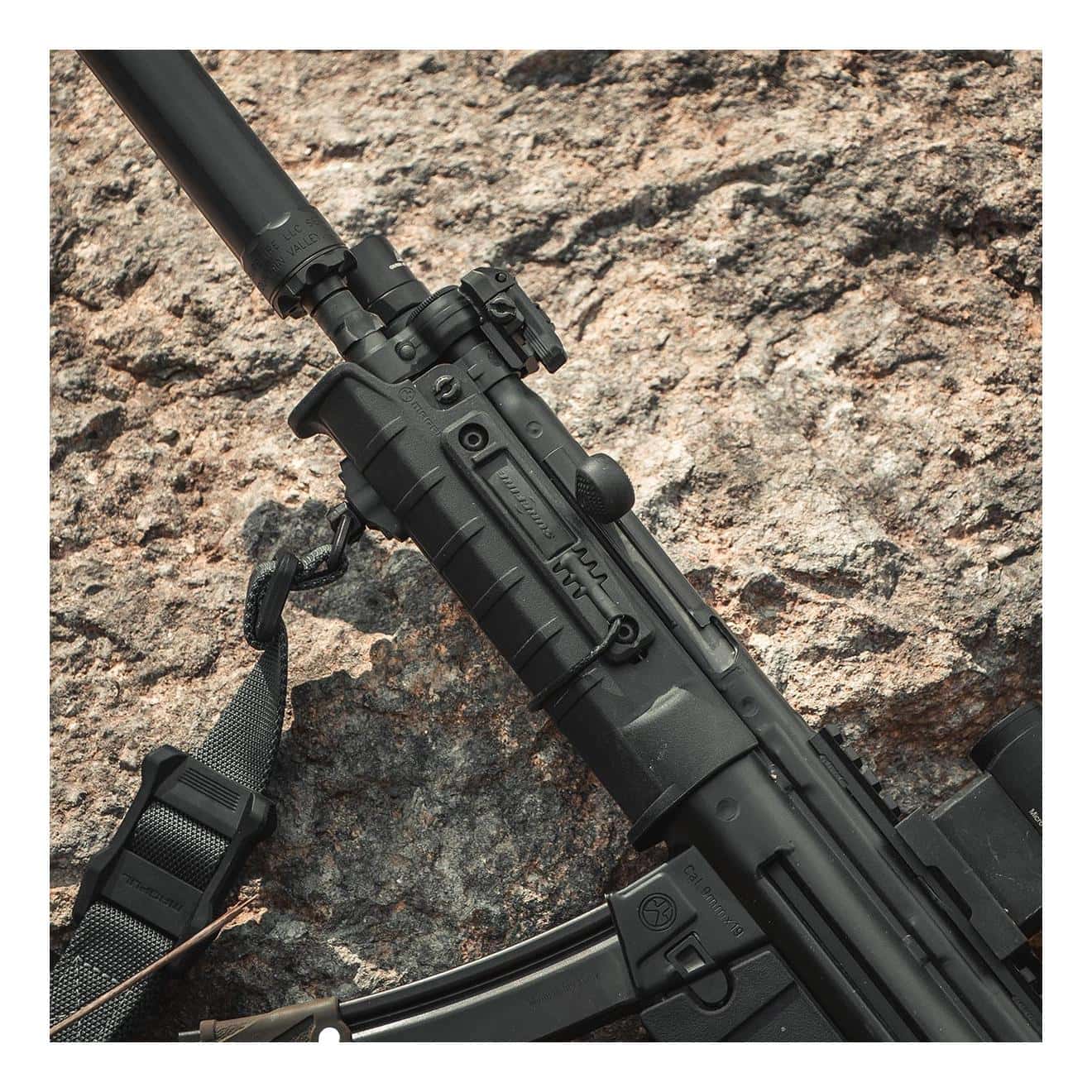 Magpul SL Hand Guard 1- blk - 4 Magpul SL Hand Guard