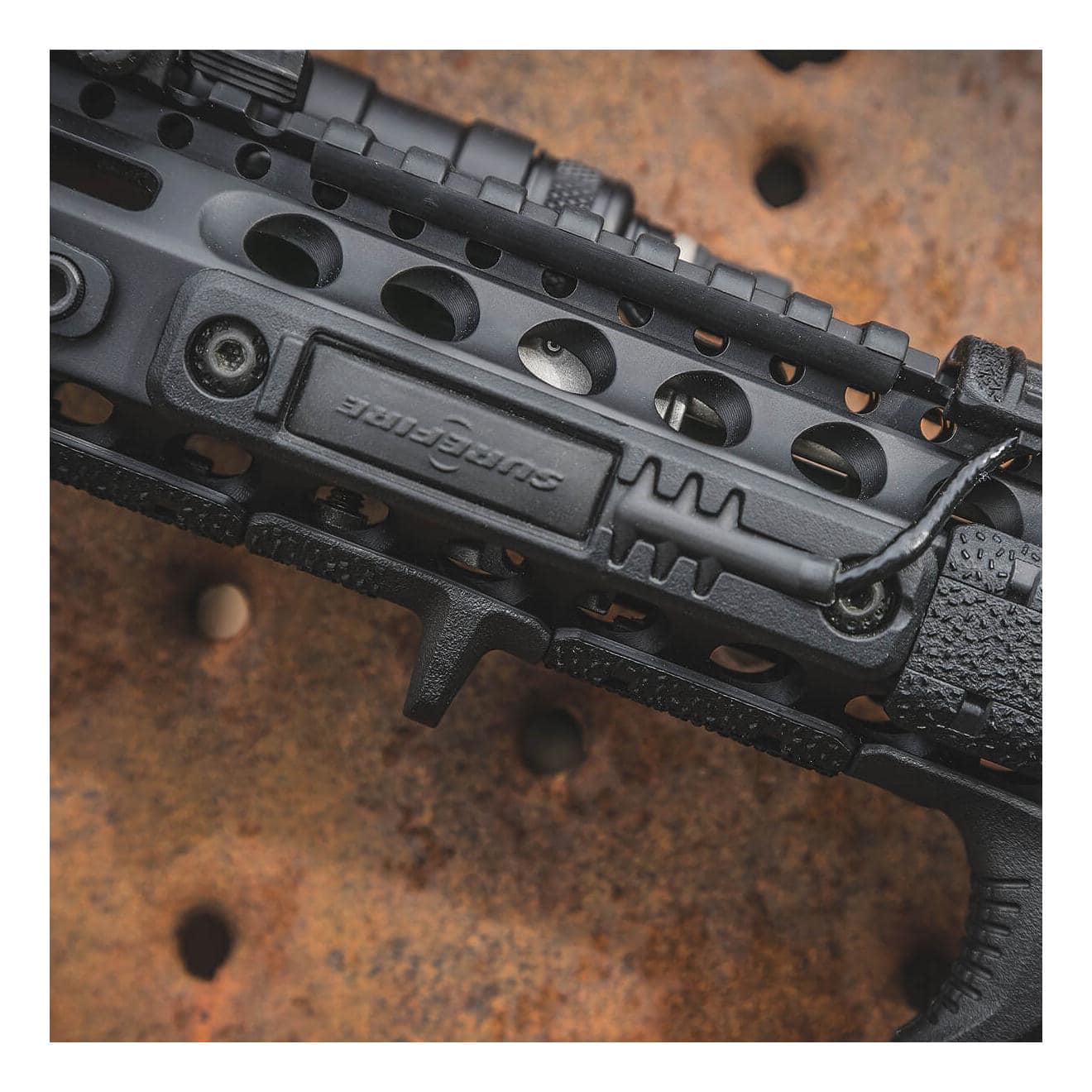 Magpul Tape Switch Mounting Plate Surefire ST - 4 Magpul Tape Switch Mounting Plate Surefire ST