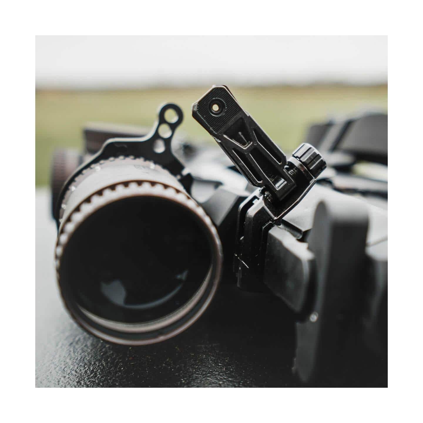 mag526-blk_magpul_mbus_pro_offset_sight_rear_05_1_clipped_rev_1 Magpul <br><b>MBUS Pro Offset</b><br>Front 5